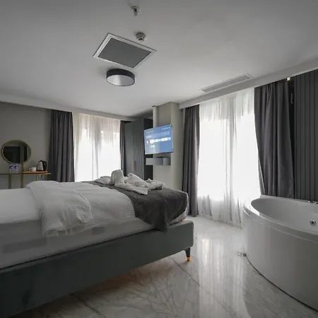 Kurucesme Business Otel 4*