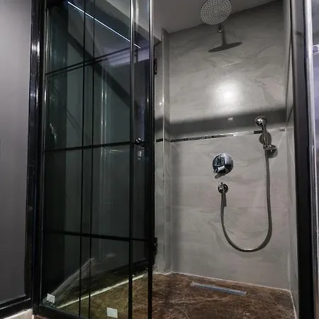 Atasehir Kurucesme Palace 4*