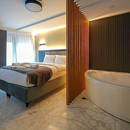 Atasehir Kurucesme Palace 4*