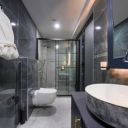 Atasehir Kurucesme Palace Szálloda 4*