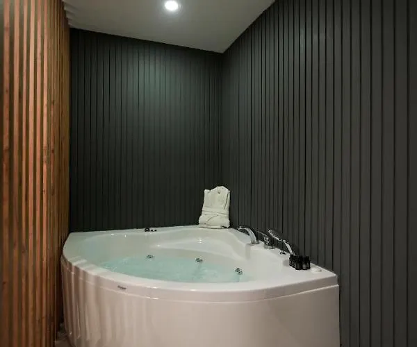 Hotel Kurucesme Business Stambuł