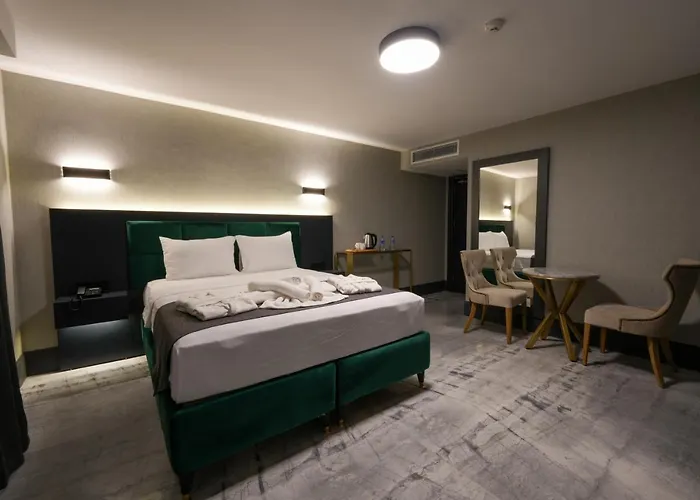 Hotel Kurucesme Business