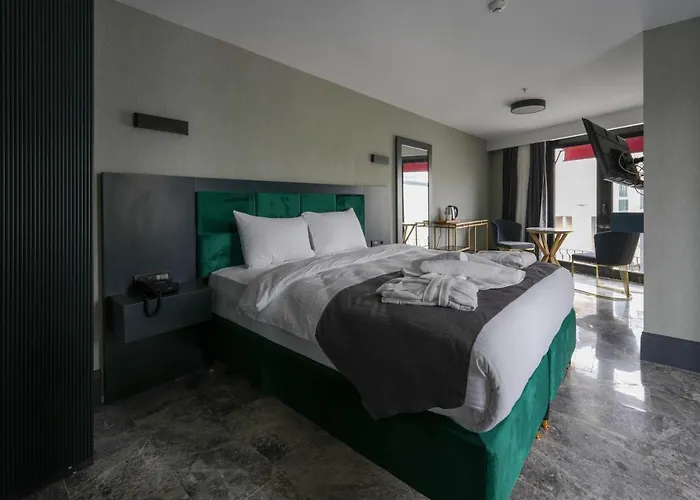 Hotel Kurucesme Business