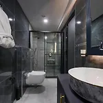 Hotel Kurucesme Business